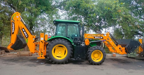 Трактор дизельный John Deere 5075E 4WD + фронтальный погрузчик + экскаватор