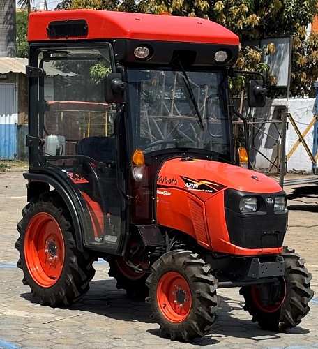 Оригинальная кабина для минитрактора Kubota с отоплением и кондиционером