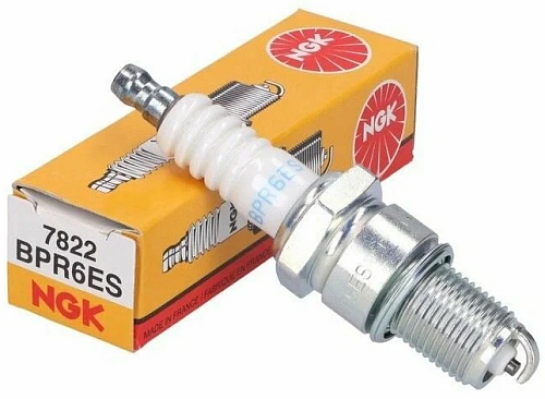 Свеча зажигания NGK BPR6ES